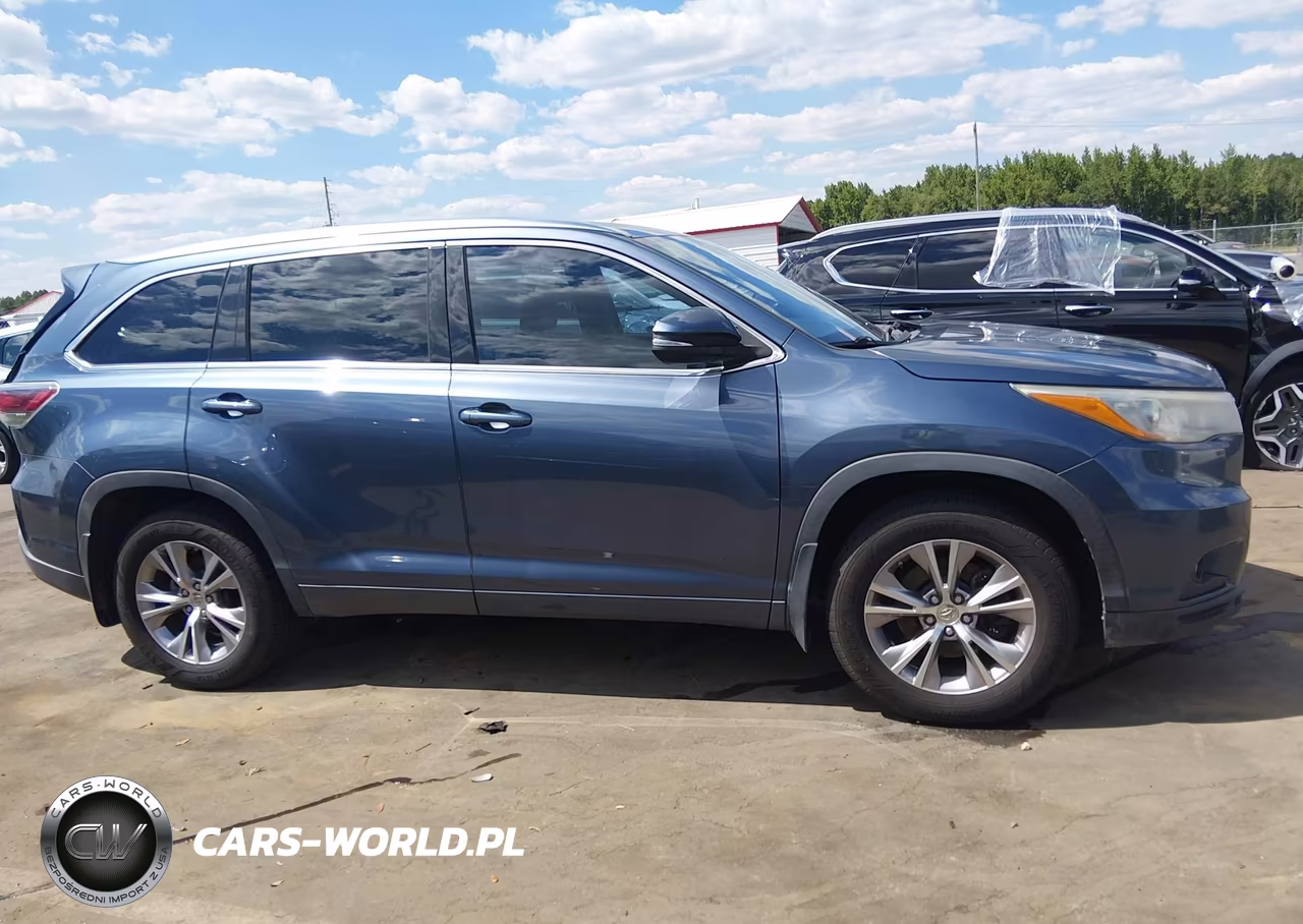 2015 Toyota Highlander Xle V6 VIN:5TDJKRFH9FS176633 - 13