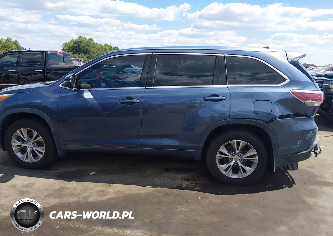 2015 Toyota Highlander Xle V6 VIN:5TDJKRFH9FS176633 - 14