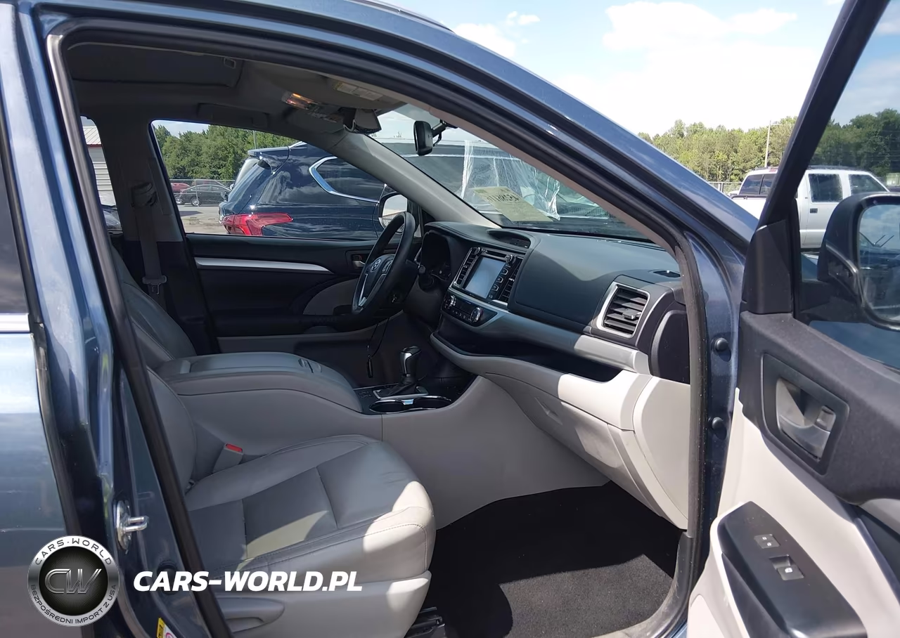 2015 Toyota Highlander Xle V6 VIN:5TDJKRFH9FS176633 - 5