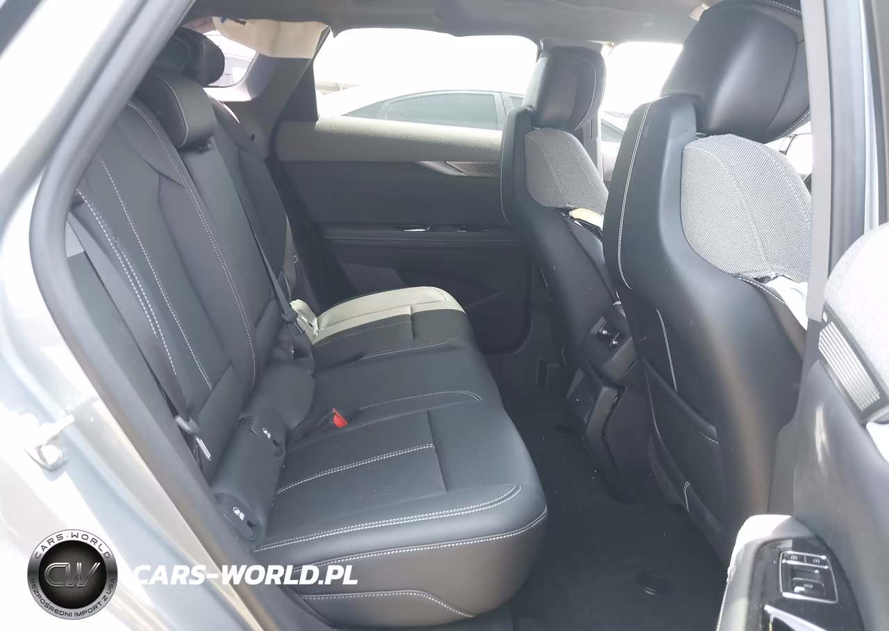 2026 Cadillac Optiq Sport VIN:3GYK3EM50TS138177 - 8