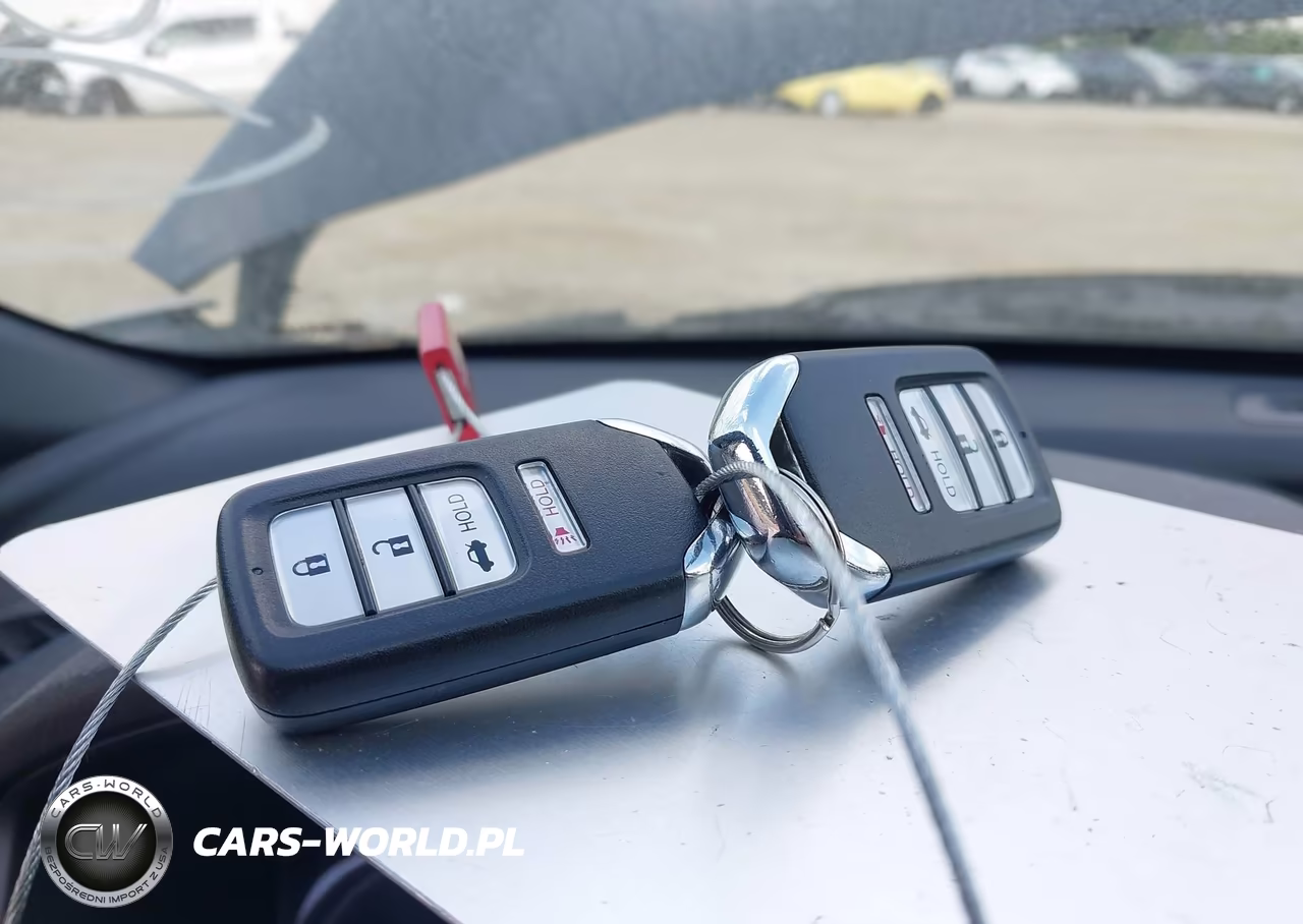 2018 Honda Accord Sport VIN:1HGCV1F32JA096104 - 11