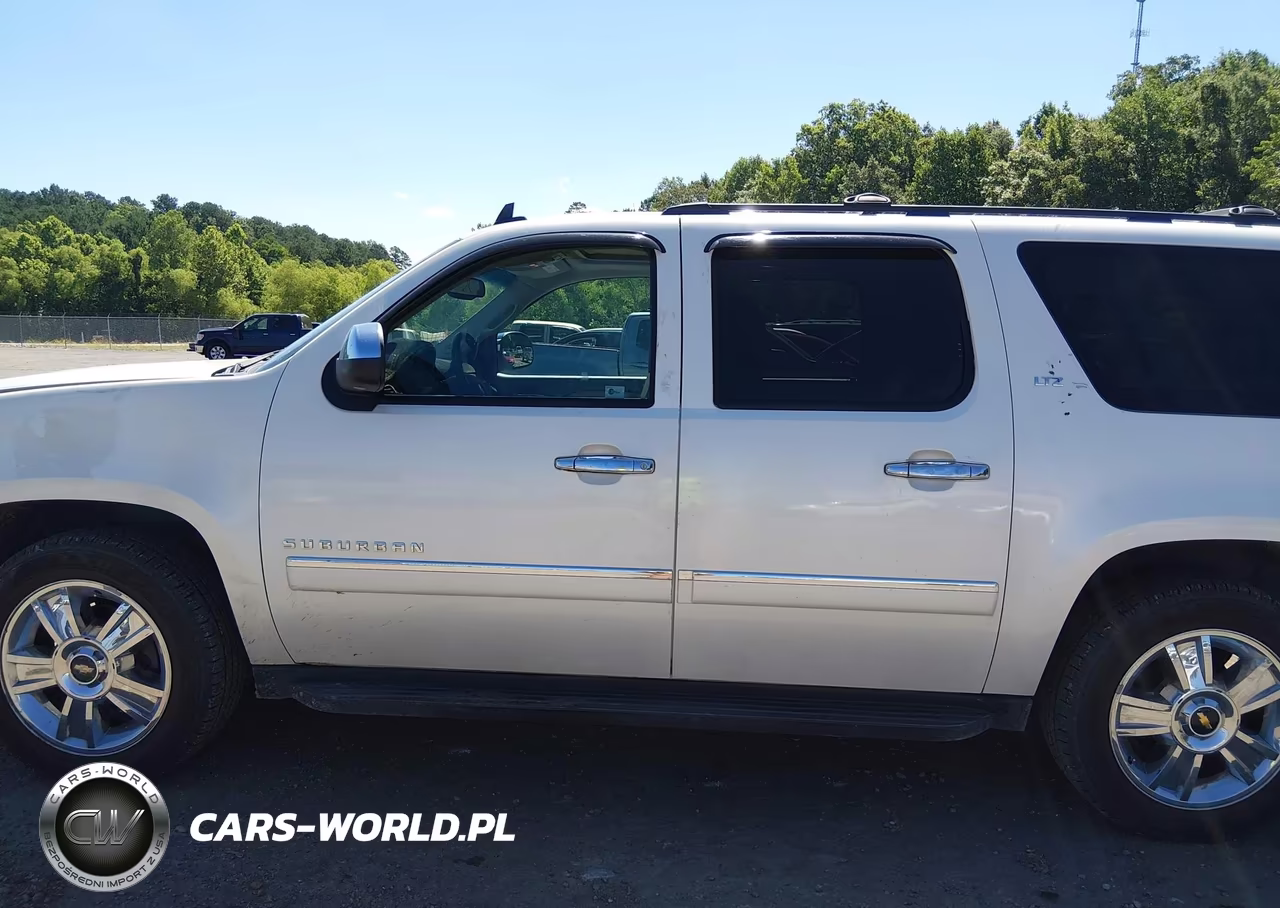 2010 Chevrolet Suburban 1500 Ltz VIN:1GNUCKE03AR211887 - 14