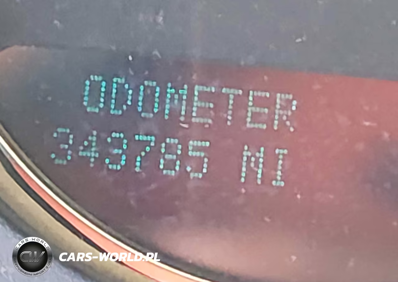 2010 Chevrolet Suburban 1500 Ltz VIN:1GNUCKE03AR211887 - 15