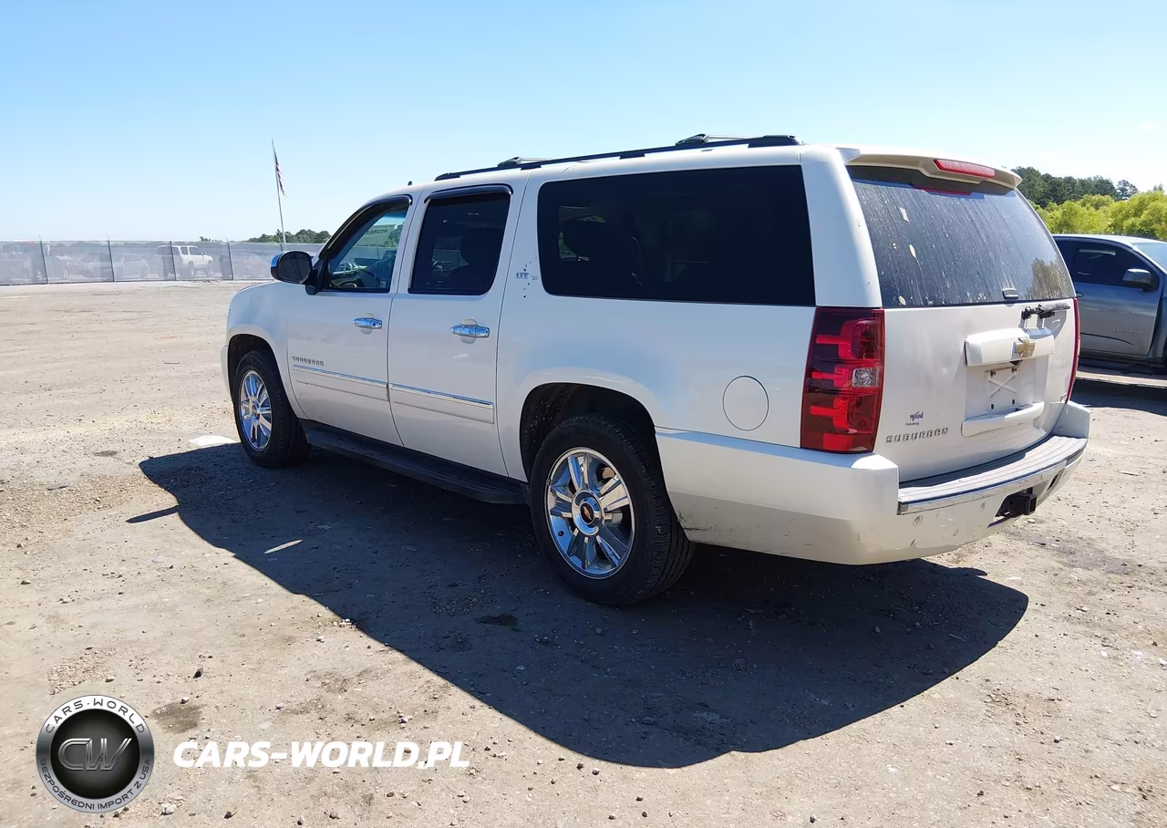 2010 Chevrolet Suburban 1500 Ltz VIN:1GNUCKE03AR211887 - 3