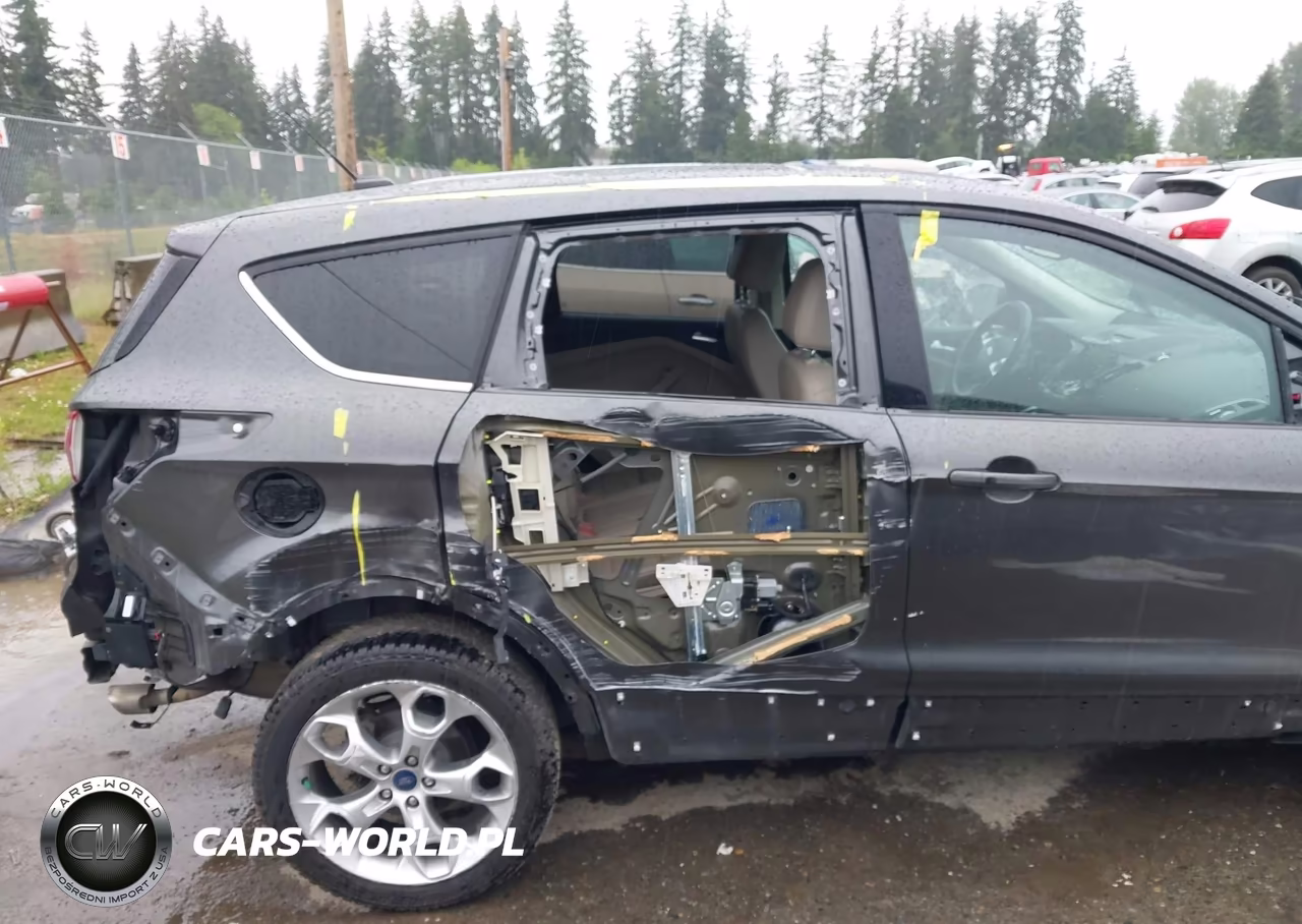 2015 Ford Escape Titanium VIN:1FMCU0J96FUB14113 - 6