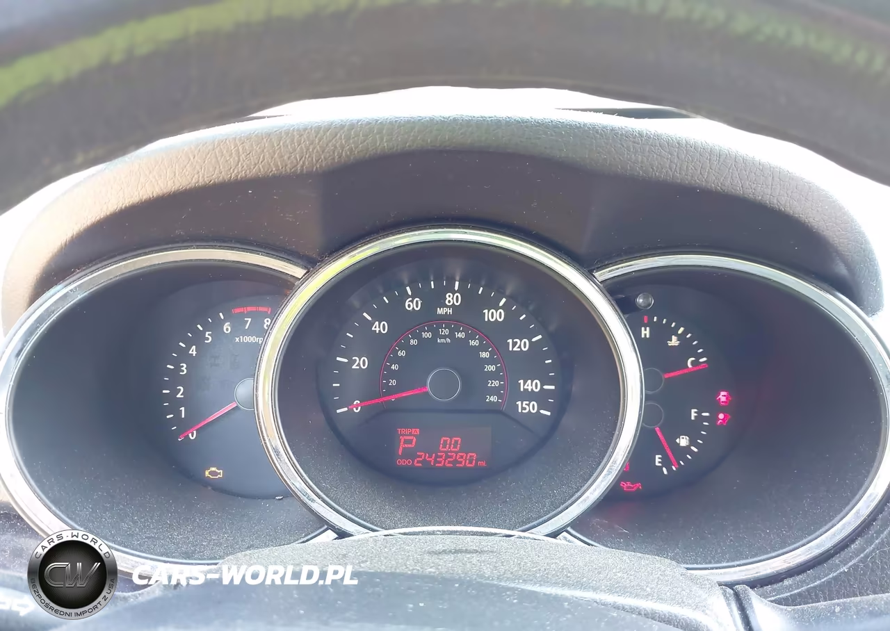 2011 Kia Sorento Lx VIN:5XYKTCA12BG030509 - 7