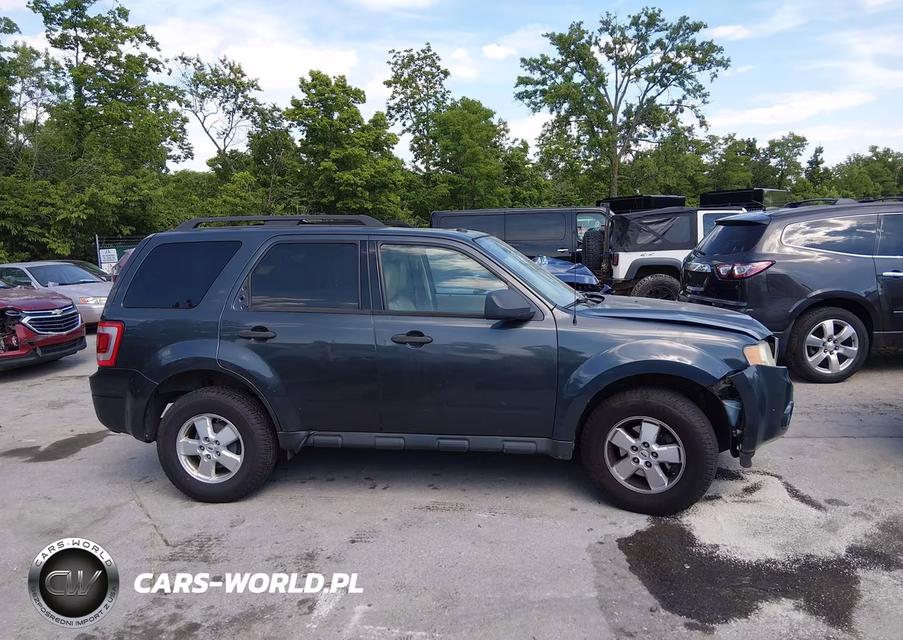 2009 Ford Escape Xlt VIN:1FMCU93749KA11742 - 14