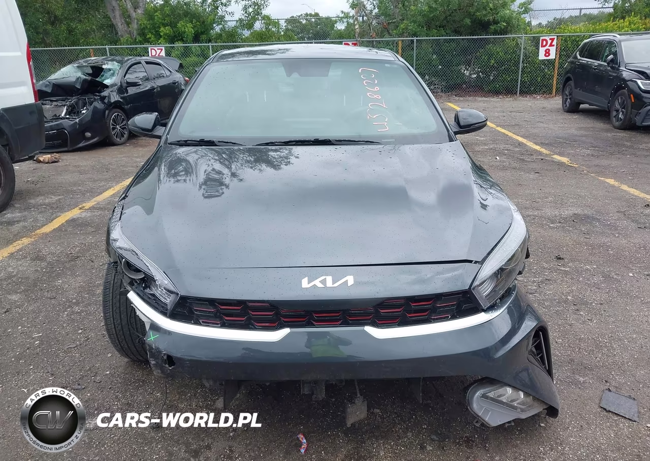 2024 Kia Forte Gt-Line VIN:3KPF54ADXRE785667 - 6