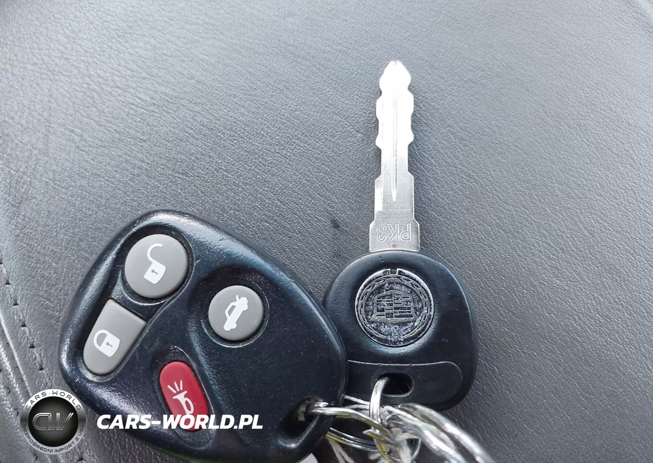 2005 Cadillac Deville Livery VIN:1G6KD54Y05U206786 - 11
