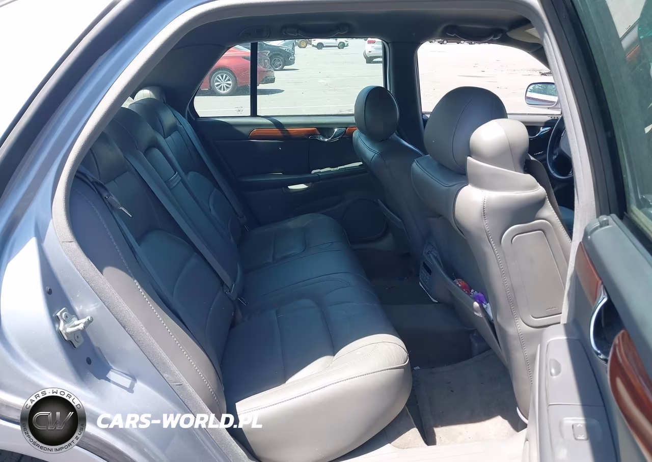 2005 Cadillac Deville Livery VIN:1G6KD54Y05U206786 - 8