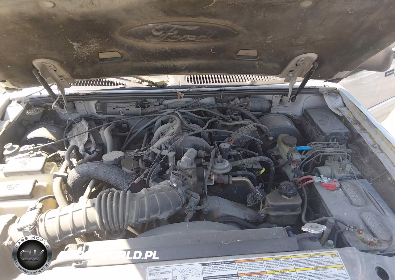 2002 Ford Explorer Sport Trac VIN:1FMZU67E42UC61526 - 10