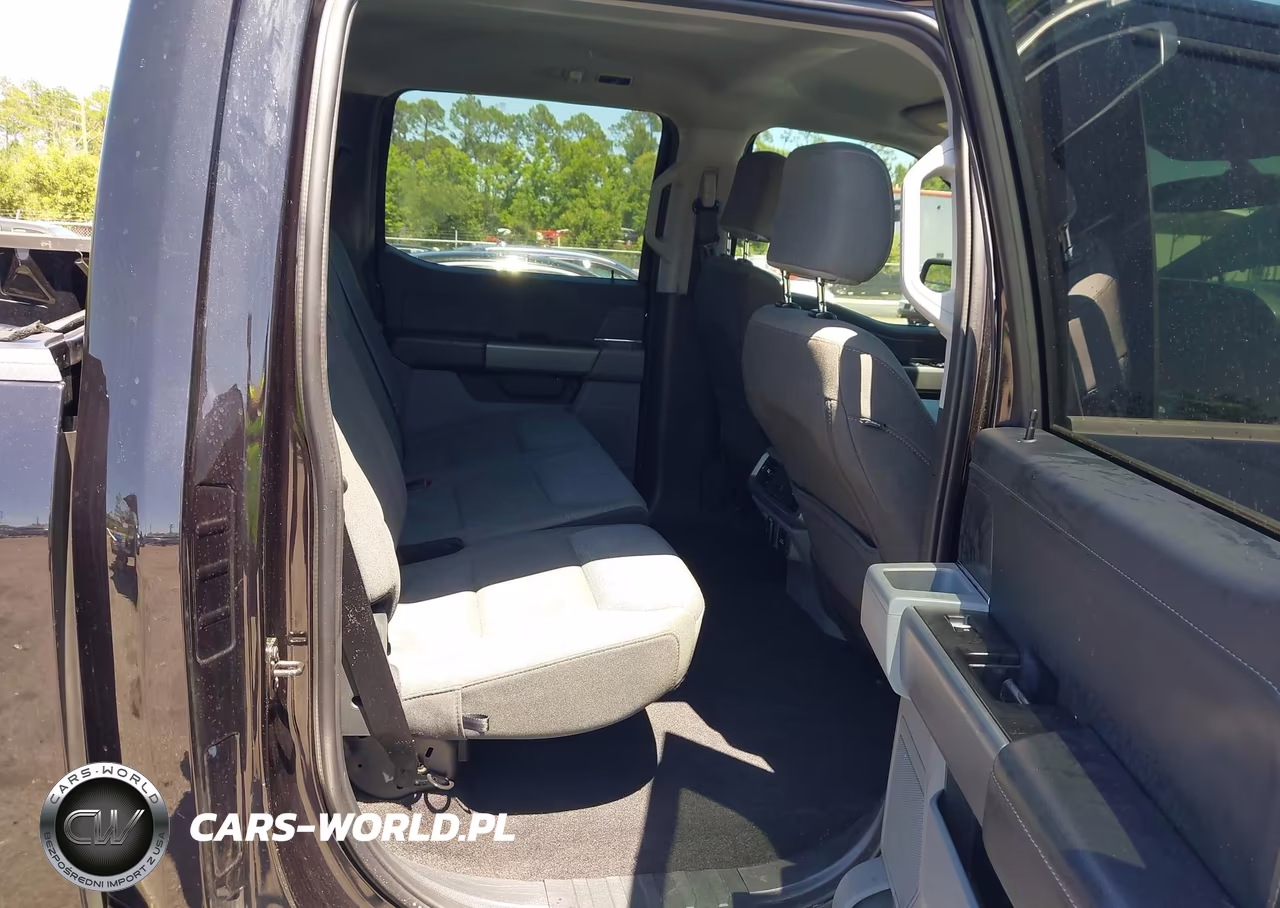 2024 Ford F-150 Xlt VIN:1FTEW3K80RKF77640 - 8