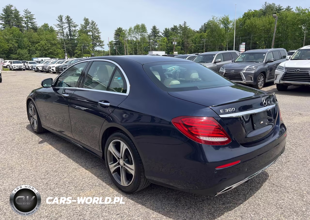 2017 Mercedes-Benz E 300 4Matic VIN:WDDZF4KB8HA132821 - 3