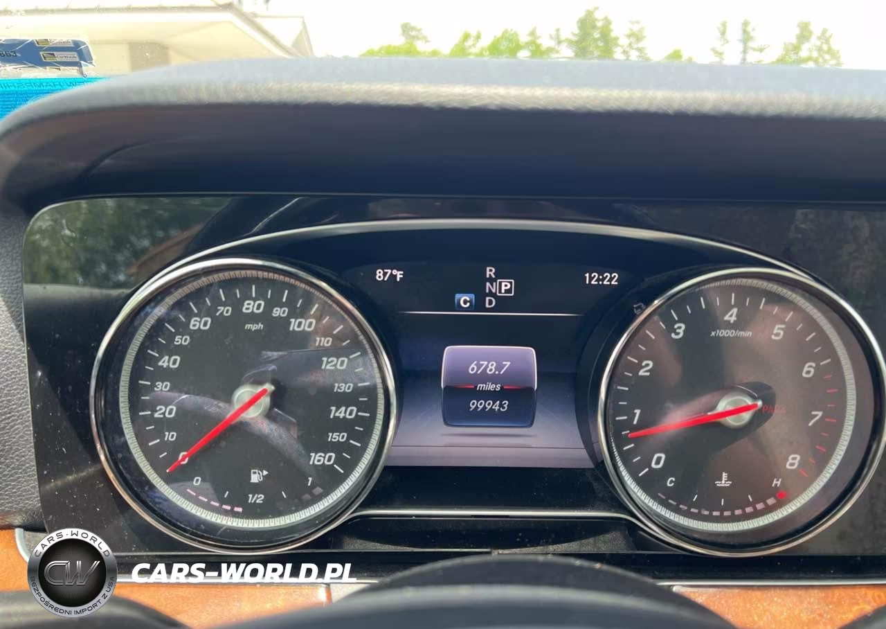 2017 Mercedes-Benz E 300 4Matic VIN:WDDZF4KB8HA132821 - 7