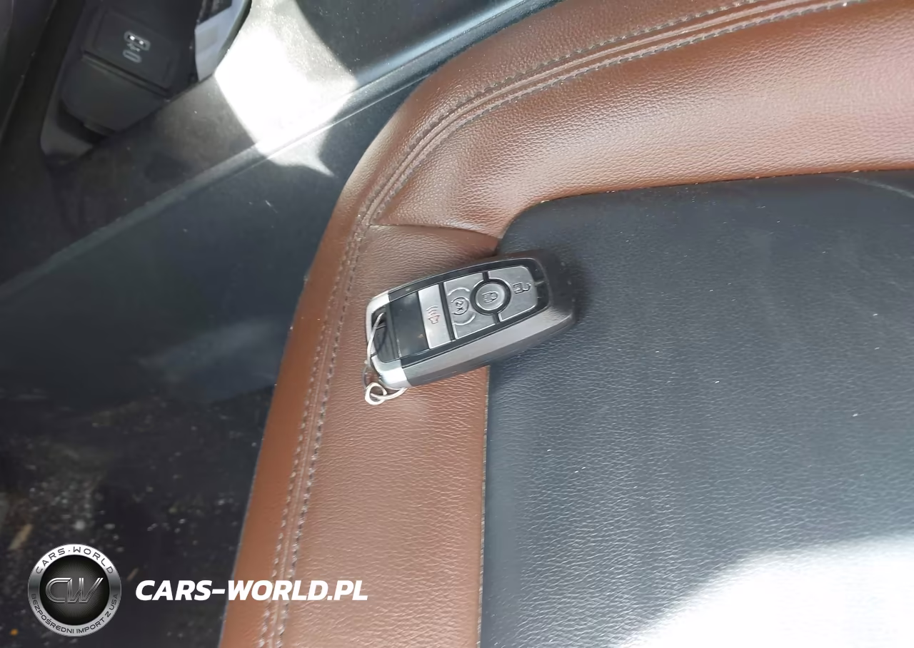 2022 Ford Bronco Outer Banks VIN:1FMEE5DP4NLB67894 - 11
