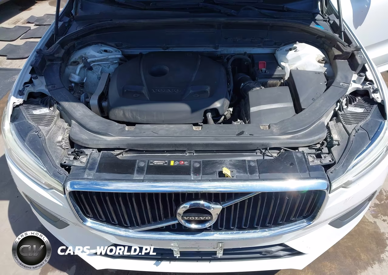 2018 Volvo Xc60 T5 Momentum VIN:LYV102RK5JB078105 - 10