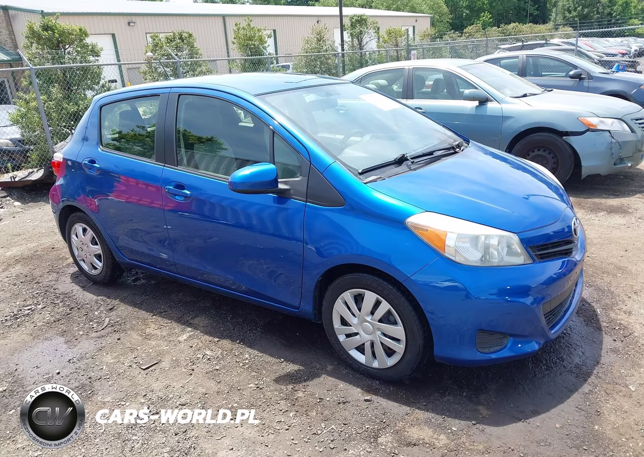 2012 Toyota Yaris Le