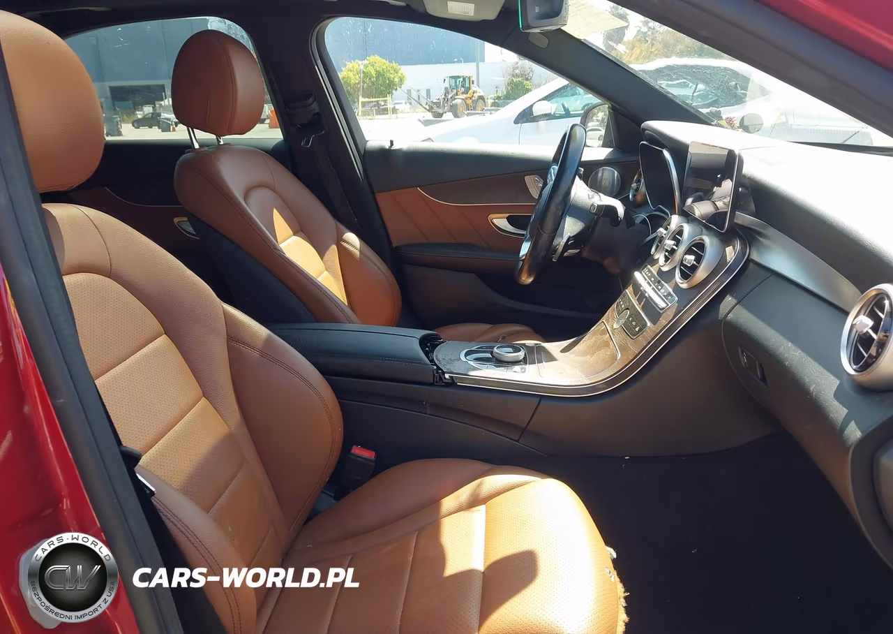 2021 Mercedes-Benz C 300 Sedan VIN:W1KWF8DB0MR620843 - 5