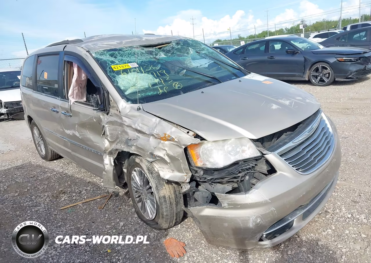 2014 Chrysler Town & Country Touring-L – zdjęcie 1 z 11