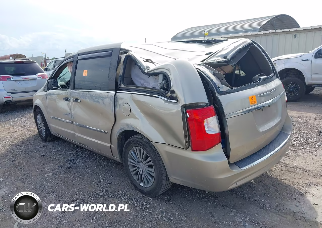 2014 Chrysler Town & Country Touring-L VIN:2C4RC1CG8ER237443 - 3