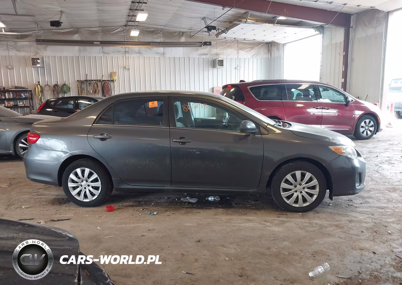 2013 Toyota Corolla Le VIN:2T1BU4EEXDC092335 - 13