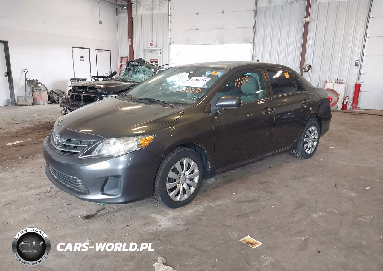 2013 Toyota Corolla Le VIN:2T1BU4EEXDC092335 - 2
