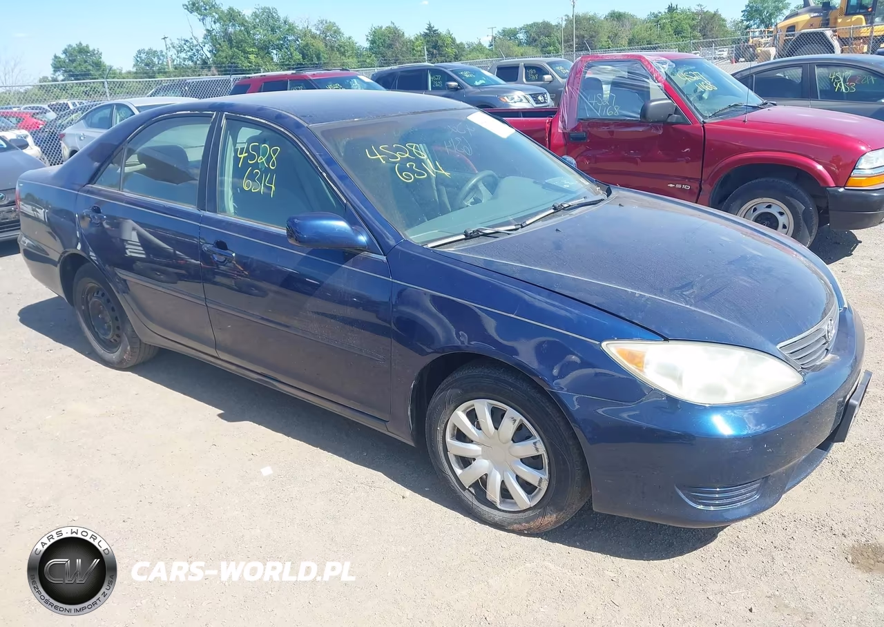 2006 Toyota Camry Le – zdjęcie 1 z 12