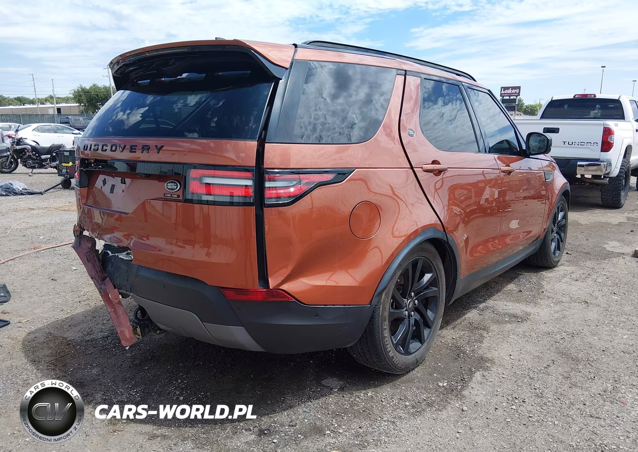 2018 Land Rover Discovery Hse Luxury VIN:SALRT2RK9JA061074 - 4