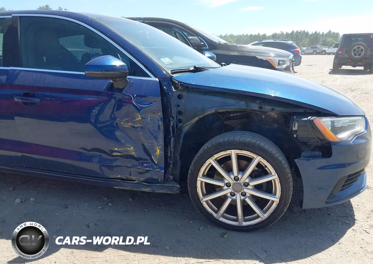 2015 Audi A3 2.0T Premium VIN:WAUEFGFF9F1063932 - 6