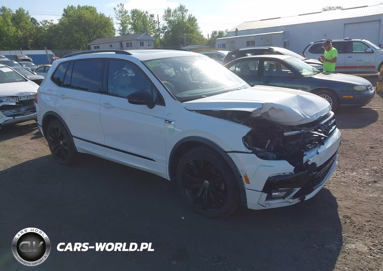 2020 Volkswagen Tiguan 2.0T Se-2.0T Se R-Line Black-2.0T Sel – zdjęcie 1 z 16
