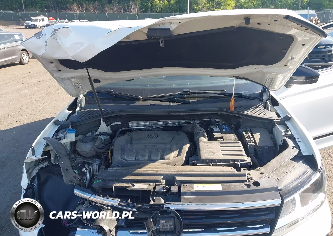 2020 Volkswagen Tiguan 2.0T Se-2.0T Se R-Line Black-2.0T Sel VIN:3VV2B7AX5LM146484 - 10