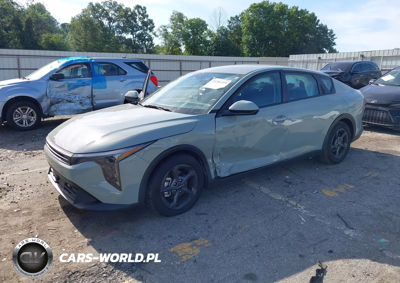 2025 Kia K4 Lxs VIN:3KPFT4DE8SE226537 - 2