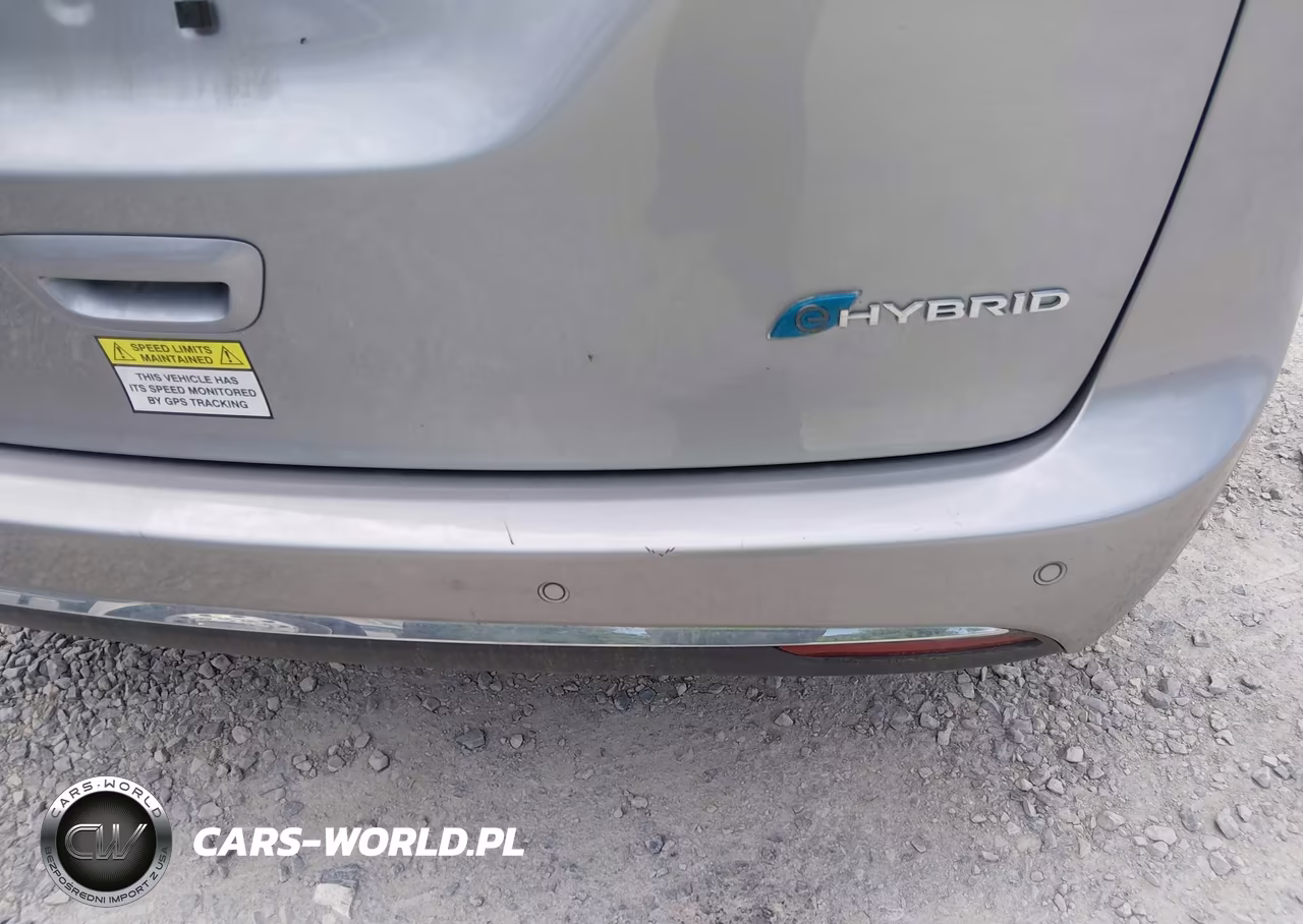 2018 Chrysler Pacifica Hybrid Touring Plus VIN:2C4RC1H70JR331304 - 12