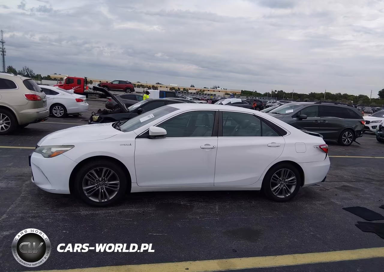2015 Toyota Camry Hybrid Se VIN:4T1BD1FKXFU158743 - 14