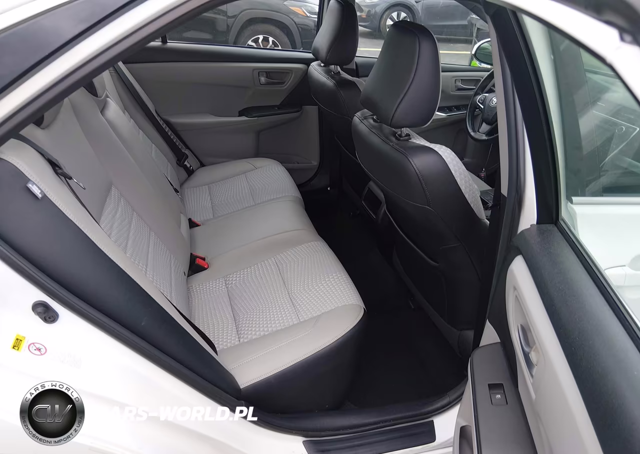 2015 Toyota Camry Hybrid Se VIN:4T1BD1FKXFU158743 - 8