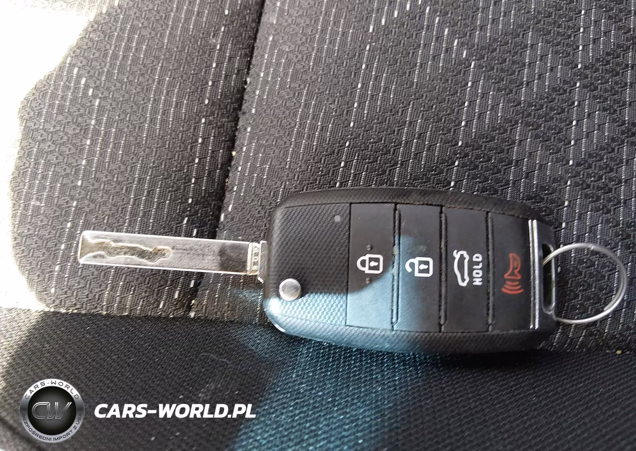 2018 Kia Rio S VIN:3KPA24AB4JE050785 - 11