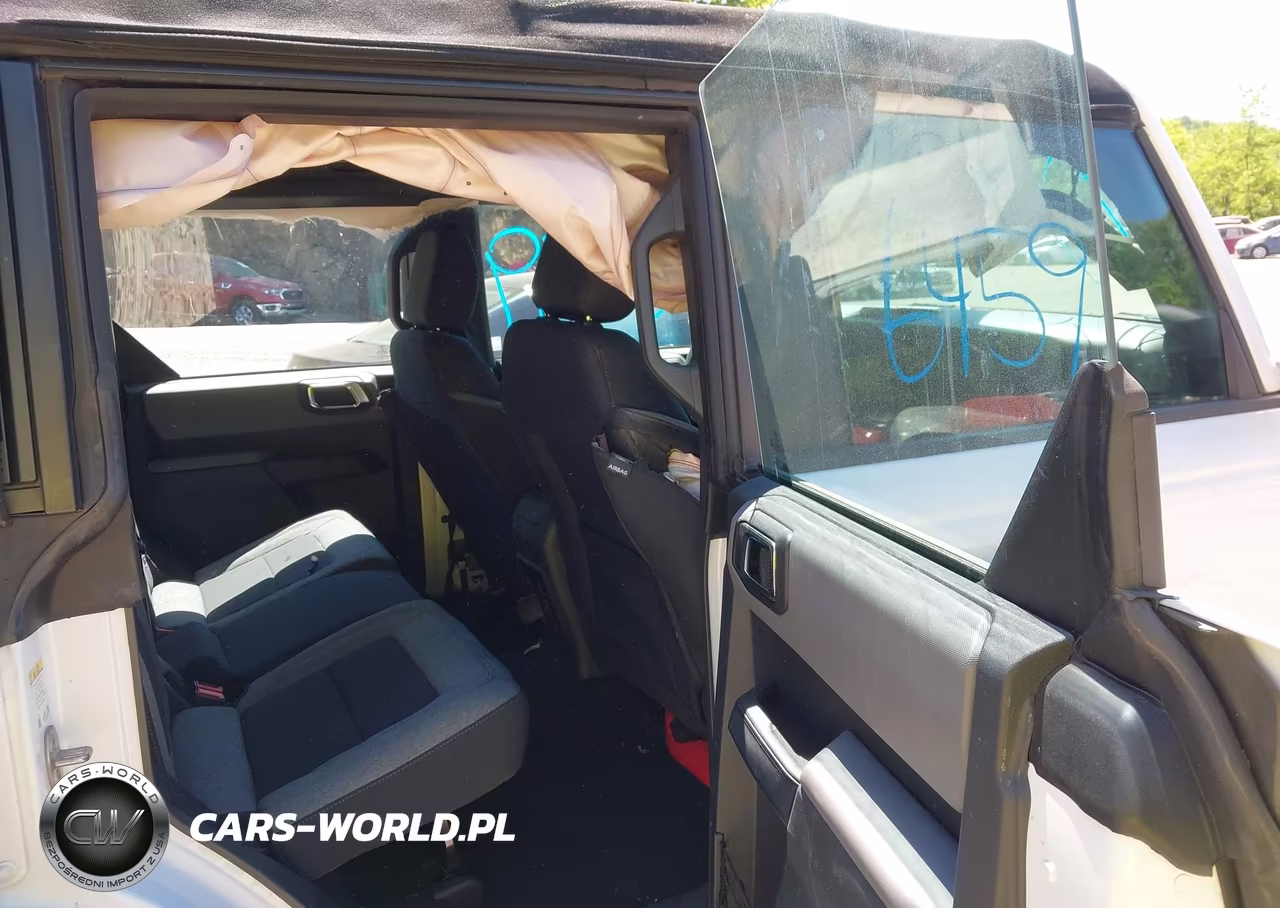 2022 Ford Bronco VIN:1FMDE5BH2NLB72633 - 8