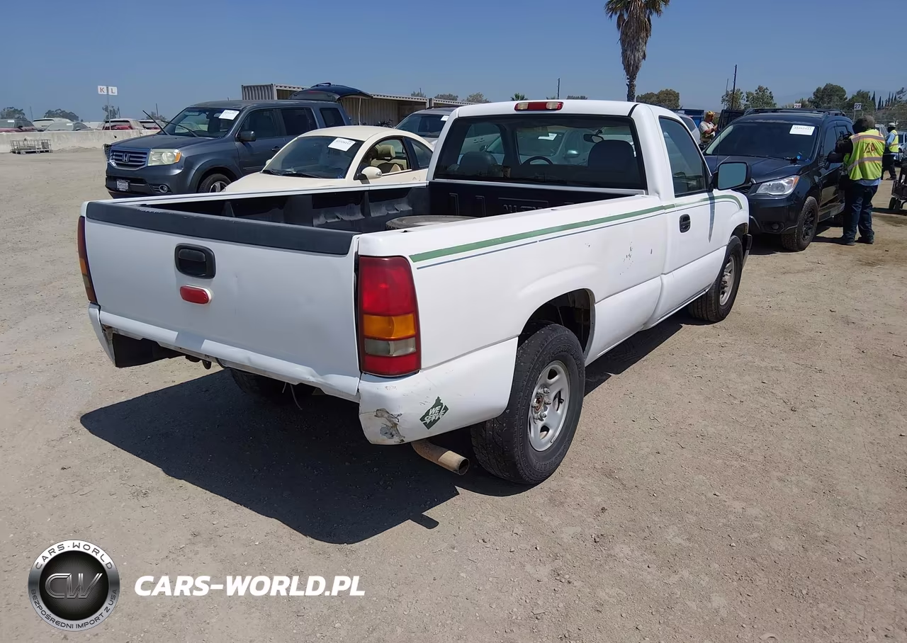 2000 Chevrolet Silverado 1500 VIN:1GCEC14W0YE326686 - 4