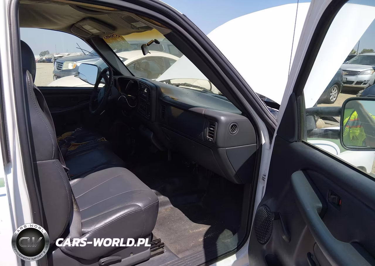 2000 Chevrolet Silverado 1500 VIN:1GCEC14W0YE326686 - 5