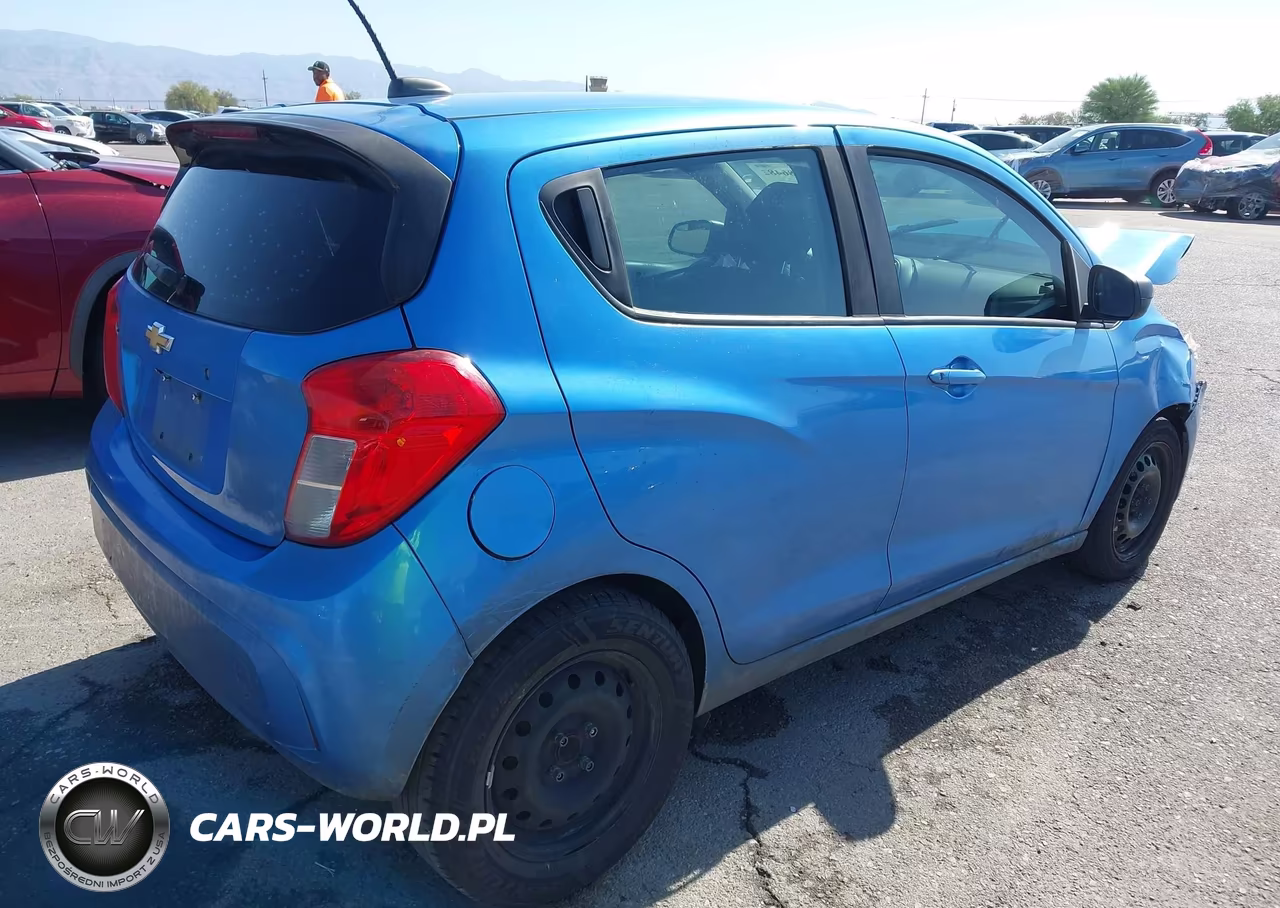 2018 Chevrolet Spark Ls Cvt VIN:KL8CB6SA8JC426477 - 4