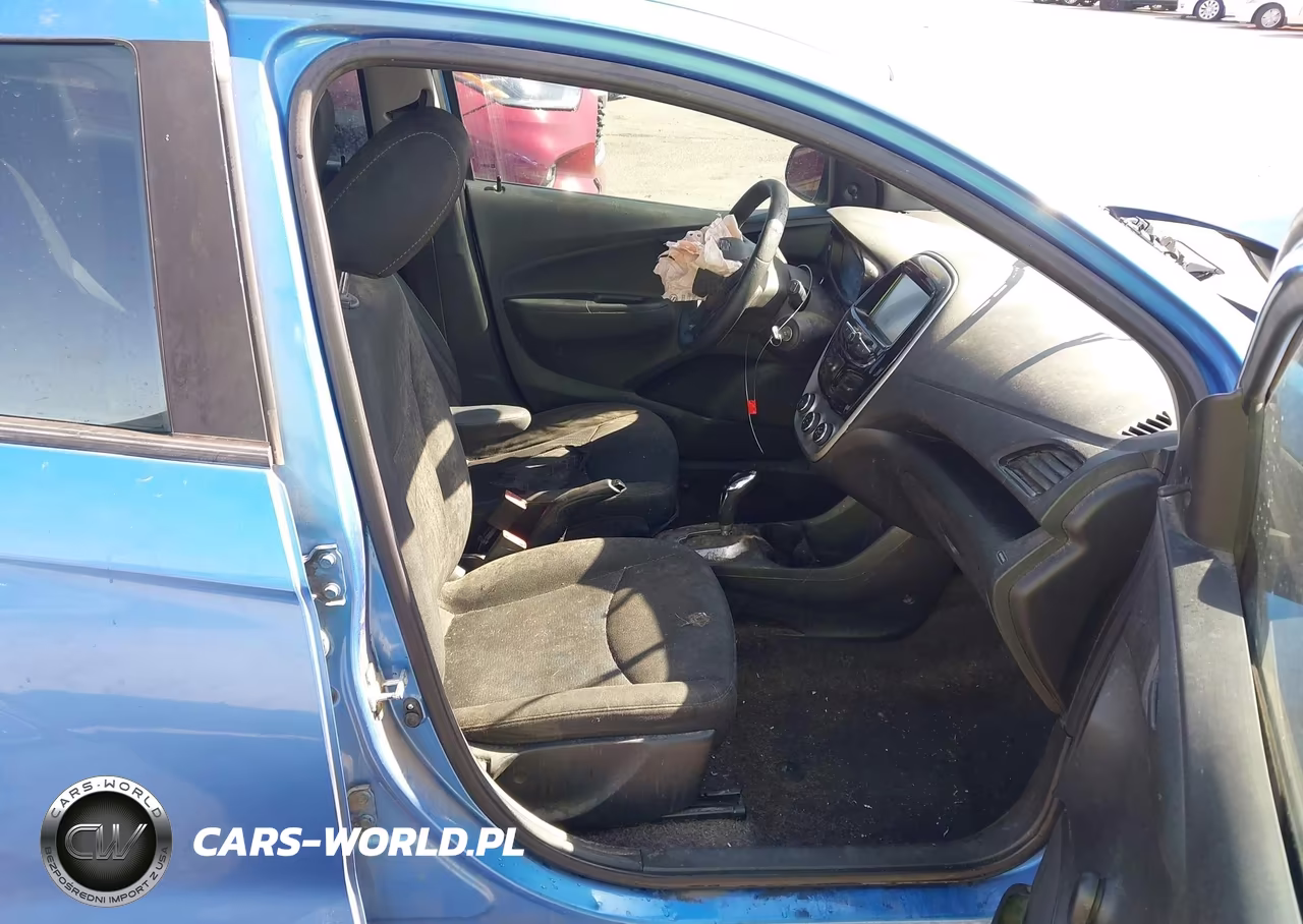 2018 Chevrolet Spark Ls Cvt VIN:KL8CB6SA8JC426477 - 5