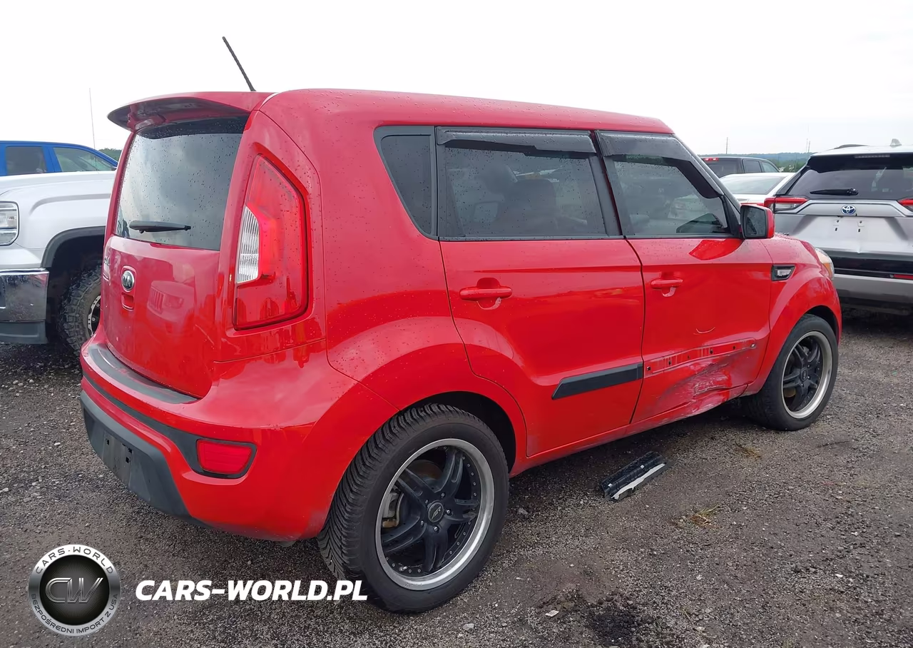 2013 Kia Soul VIN:KNDJT2A59D7510703 - 4