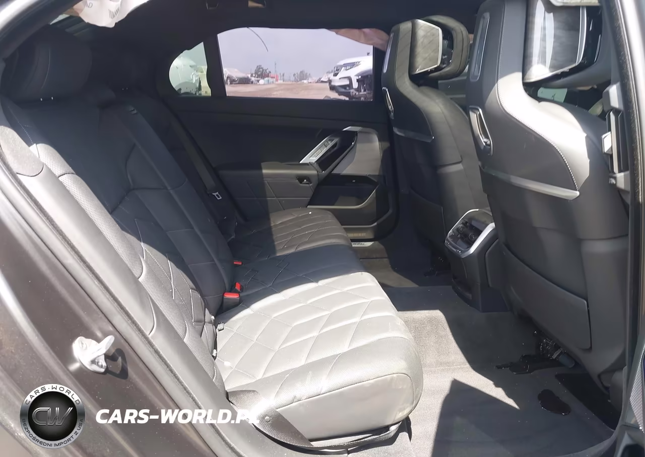 2025 BMW I7 Edrive50 VIN:WBY43EJ09SCT83750 - 8