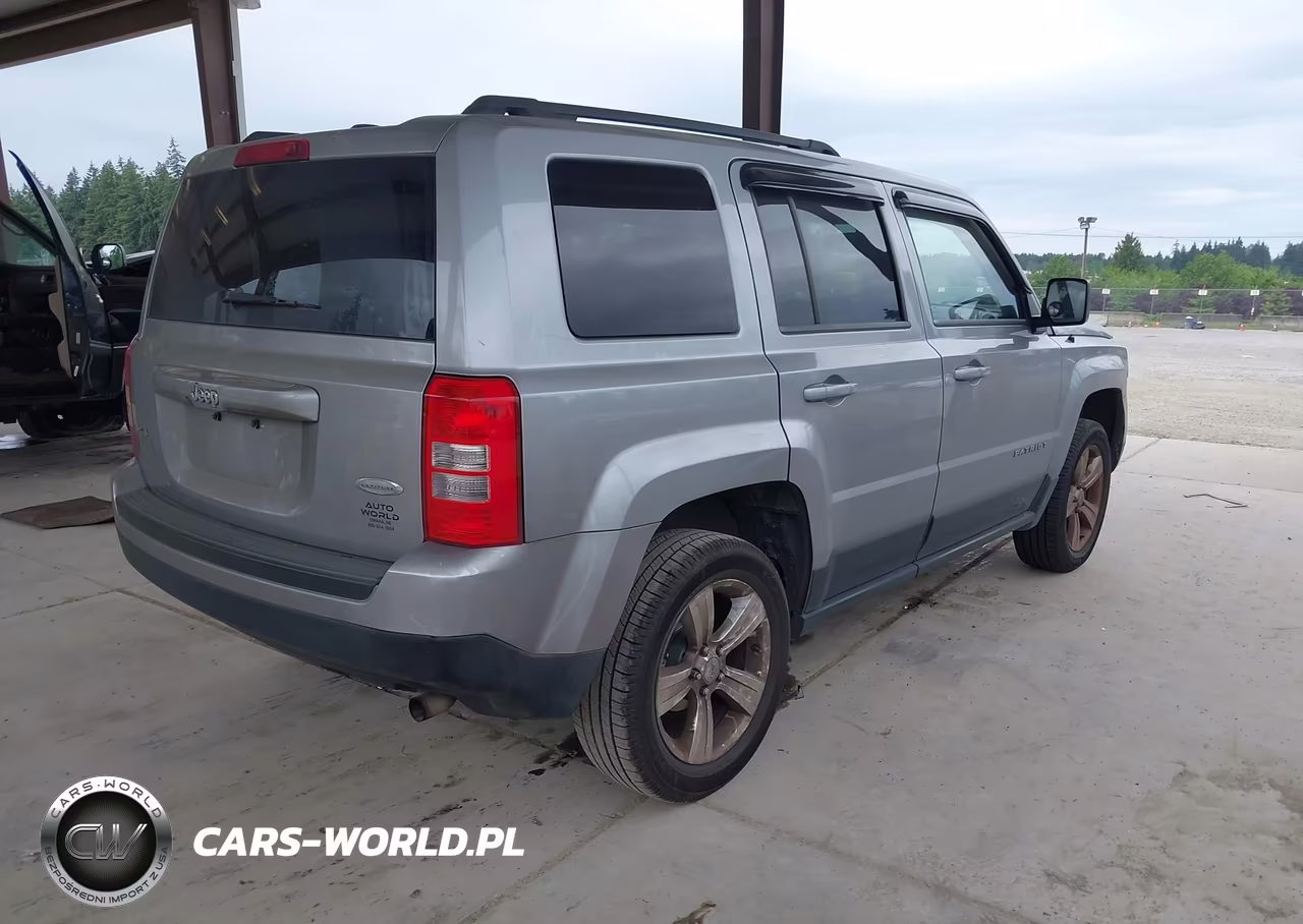 2016 Jeep Patriot Latitude VIN:1C4NJRFB5GD506913 - 4