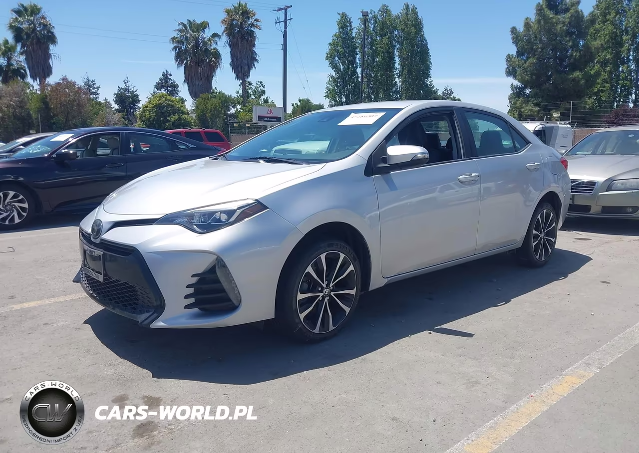 2019 Toyota Corolla Se VIN:2T1BURHE2KC172752 - 2