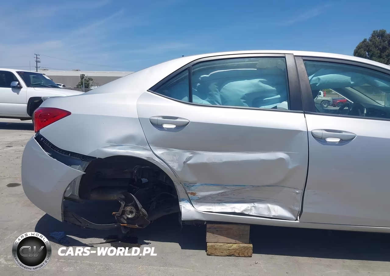 2019 Toyota Corolla Se VIN:2T1BURHE2KC172752 - 6