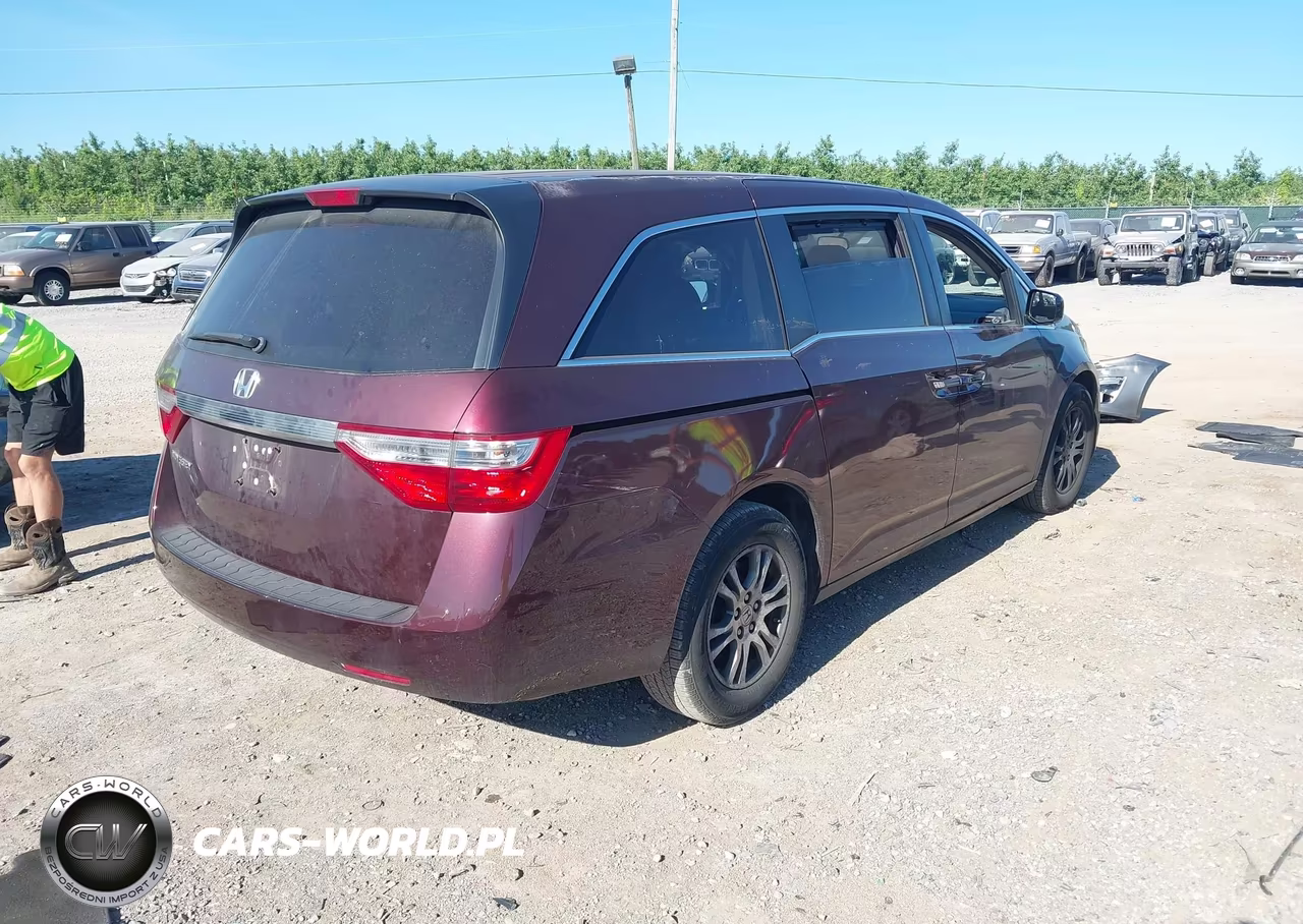 2011 Honda Odyssey Ex VIN:5FNRL5H42BB003750 - 4