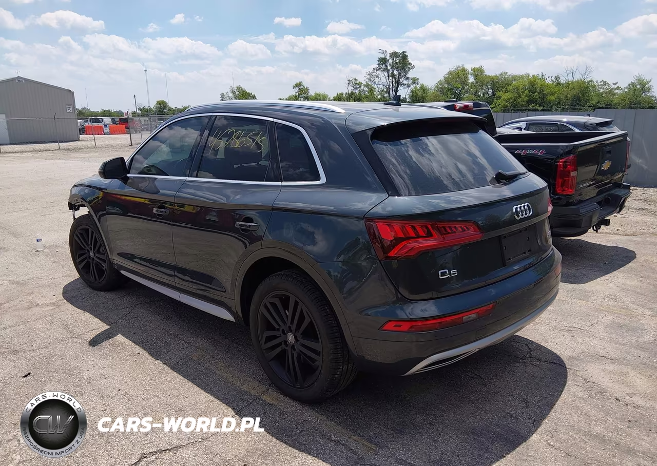 2018 Audi Q5 2.0T Premium-2.0T Tech Premium VIN:WA1BNAFY4J2142610 - 3
