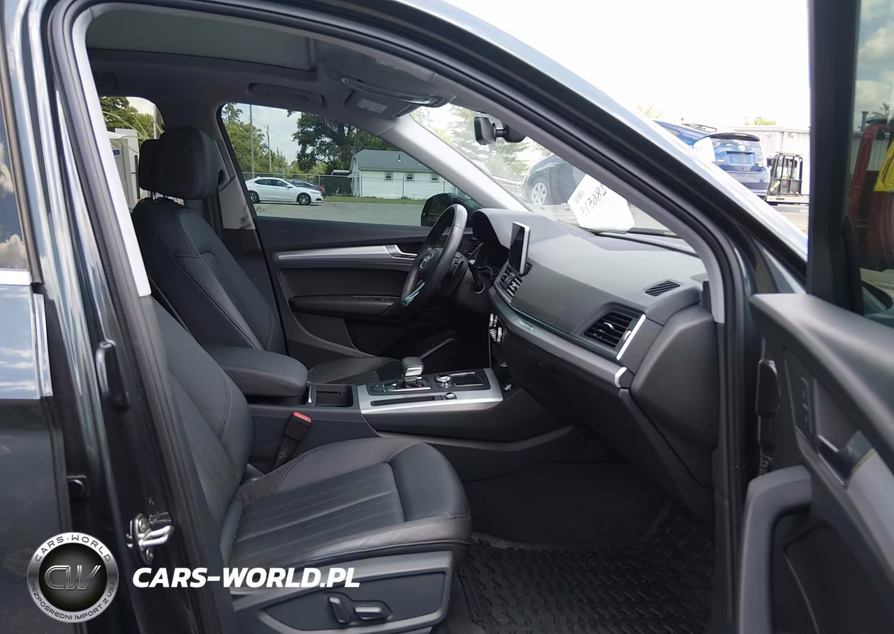 2018 Audi Q5 2.0T Premium-2.0T Tech Premium VIN:WA1BNAFY4J2142610 - 5