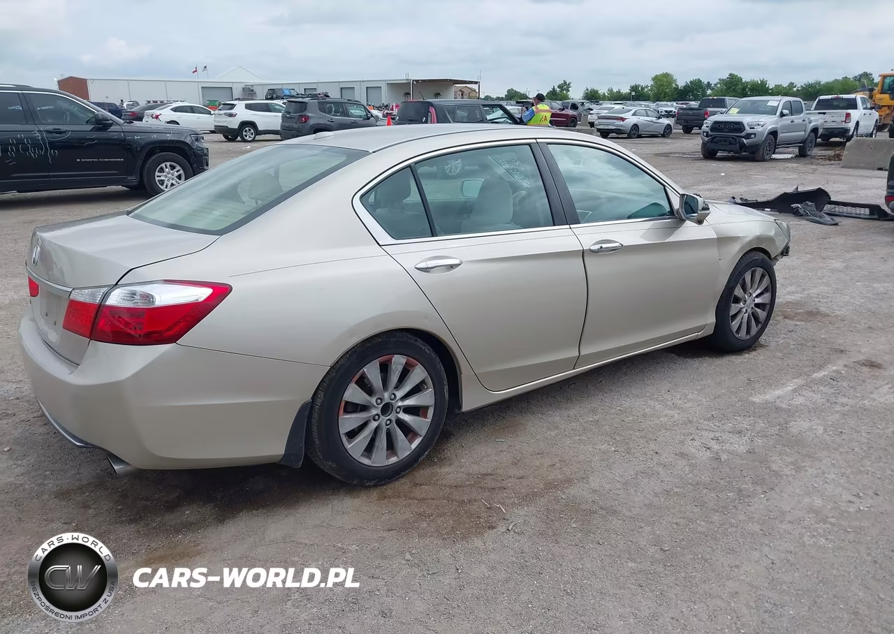 2013 Honda Accord Ex-L VIN:1HGCR2F83DA198750 - 4